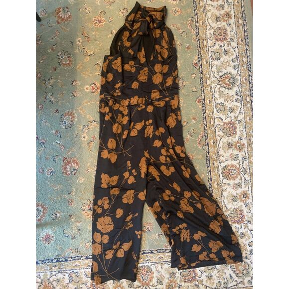 Banana Republic Halter Tie Neck Cropped Brown & Black Floral Jumpsuit, size 14 - Picture 3 of 5